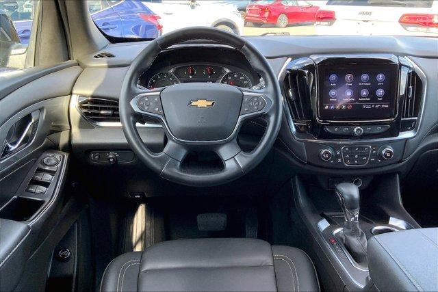 2023 chevrolet traverse lt leather