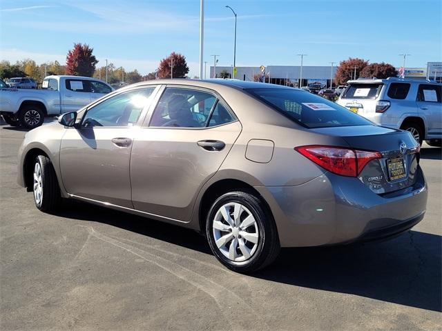 2019 toyota corolla le