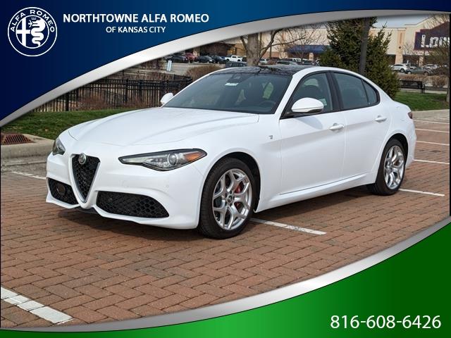 2023 alfa romeo giulia ti