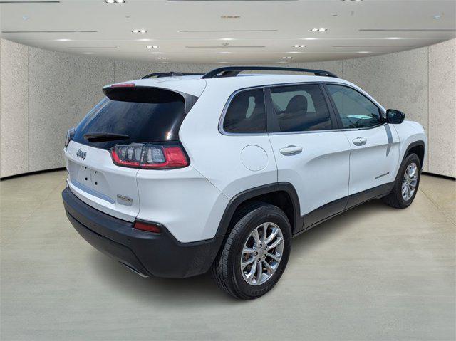 2022 jeep cherokee latitude lux