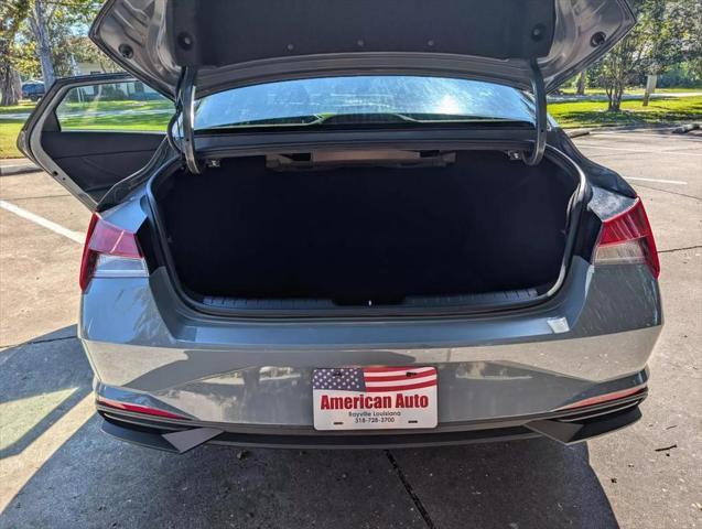 2022 hyundai elantra sel