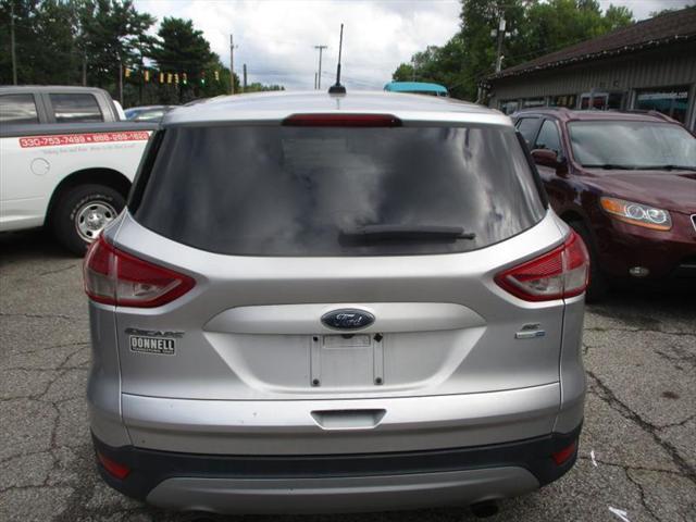 2016 ford escape se