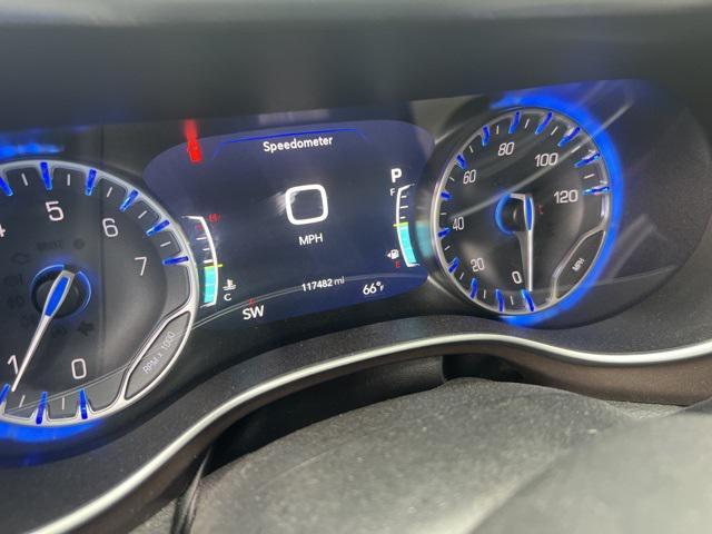 2017 chrysler pacifica touring-l