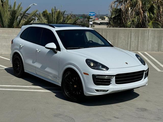 2017 porsche cayenne gts