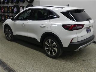 2023 Ford Escape platinum