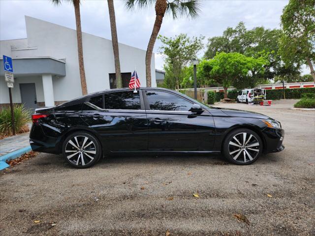 2019 nissan altima 2.5 sr