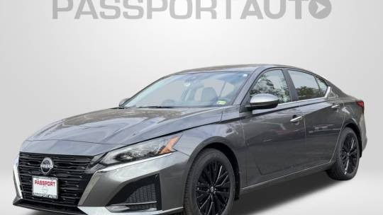 2025 Nissan Altima