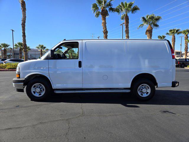 2022 chevrolet express 2500 rwd 2500 regular wheelbase wt
