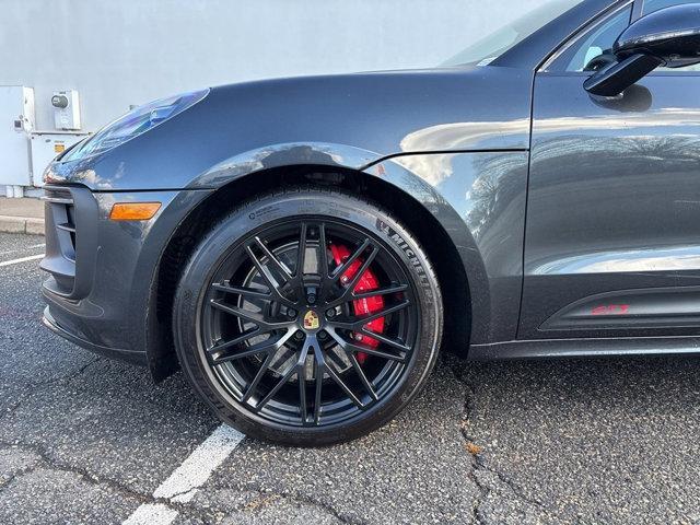 2022 porsche macan gts