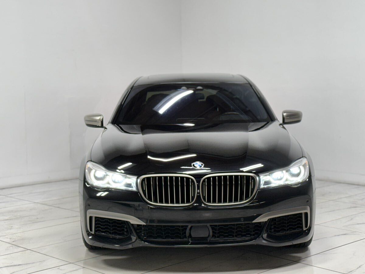 2019 bmw 7-series m760i xdrive