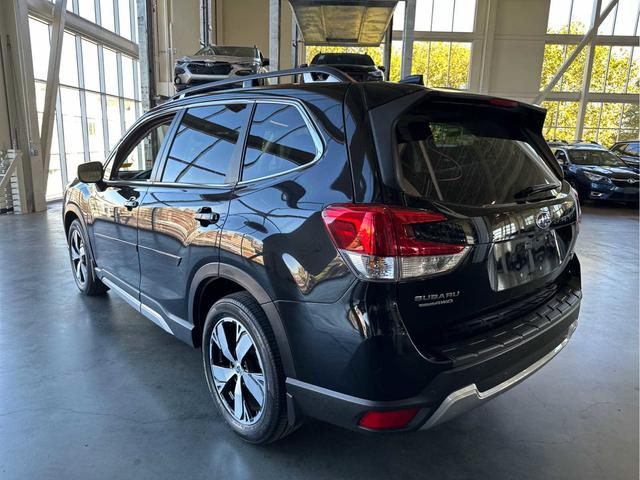 2021 subaru forester touring