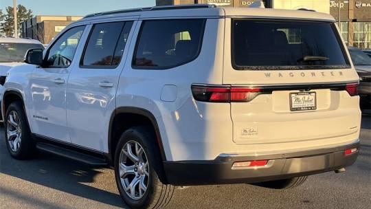 2022 Jeep Wagoneer
