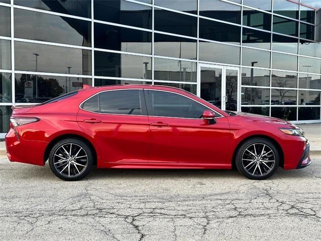 2023 toyota camry se