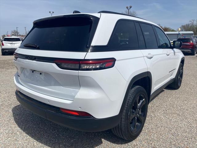 2023 jeep grand cherokee altitude