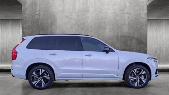 2022 Volvo XC90