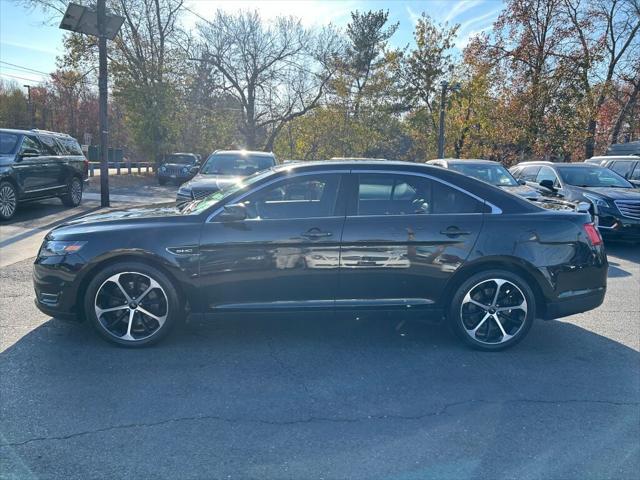 2014 ford taurus sho