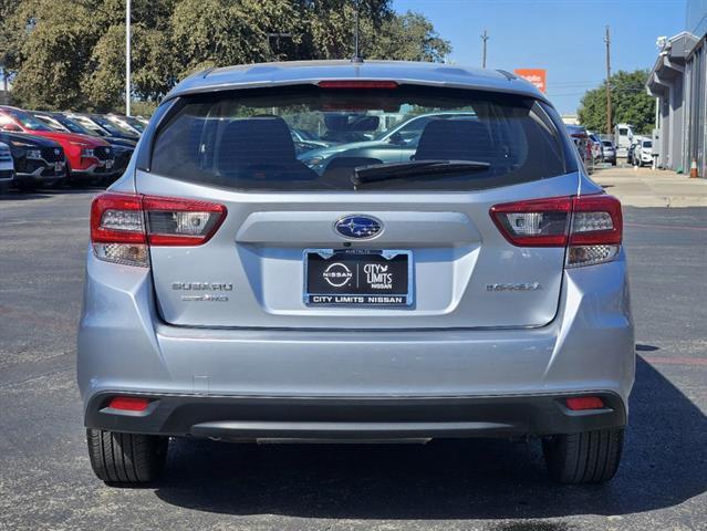 2021 subaru impreza base