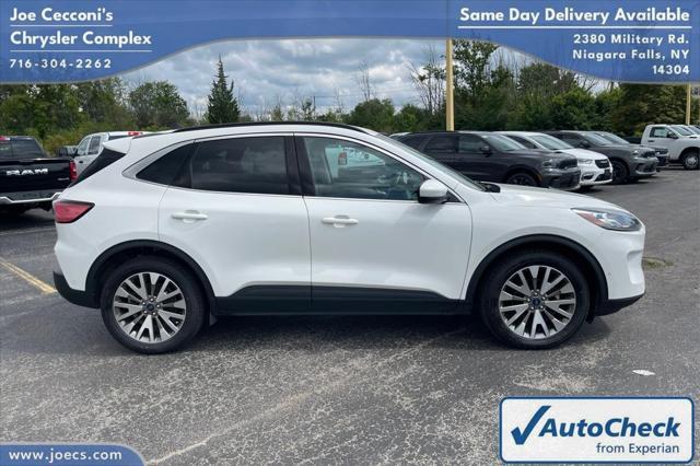 2021 ford escape titanium