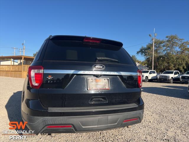 2019 ford explorer base