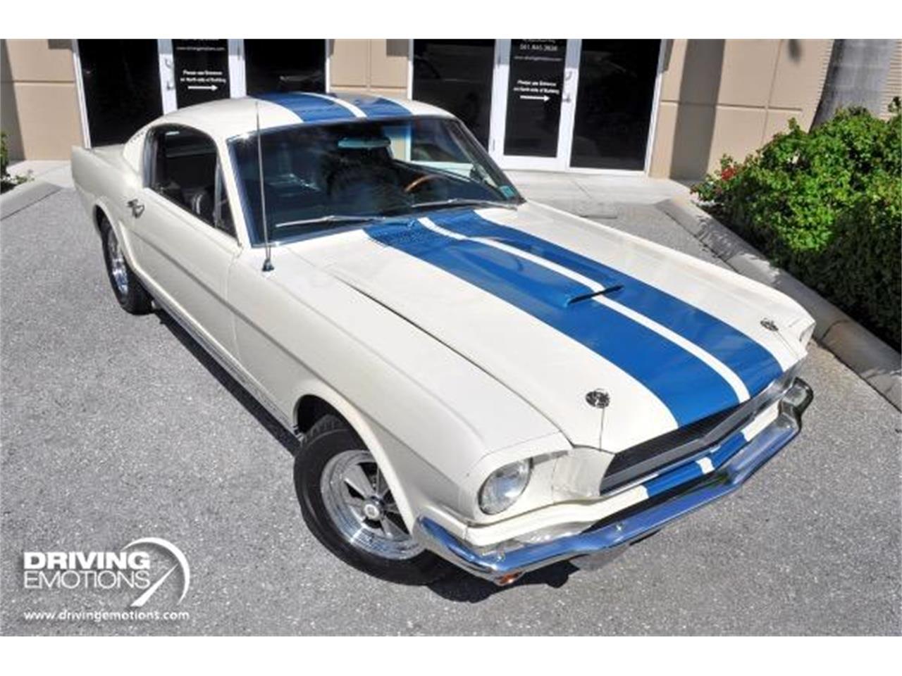 1965 ford mustang