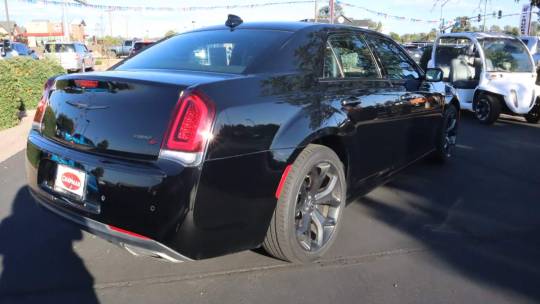2022 Chrysler 300