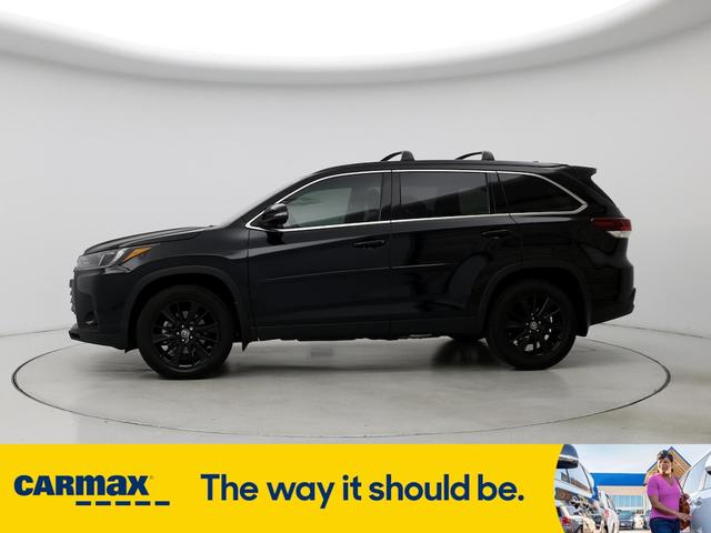 2019 toyota highlander se