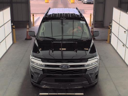 2022 ford expedition xlt max