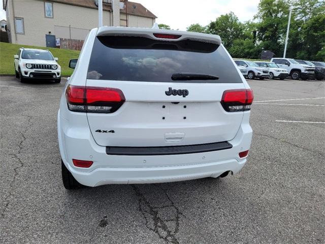2021 jeep grand cherokee laredo
