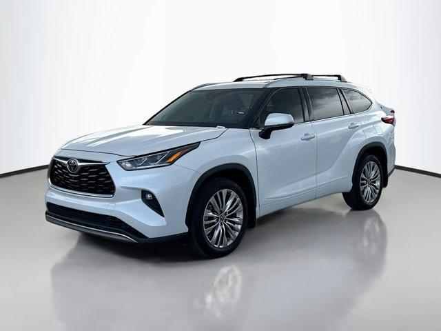 2022 toyota highlander platinum