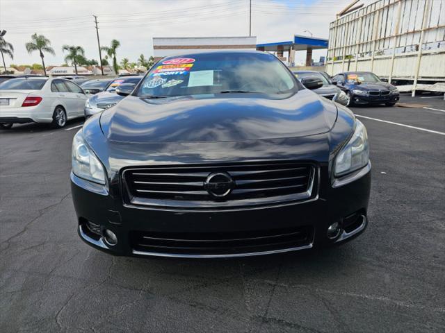 2012 nissan maxima sv