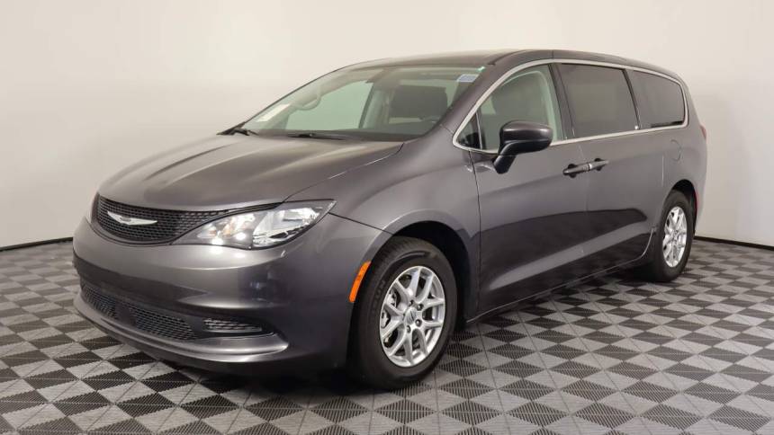 2022 chrysler voyager lx