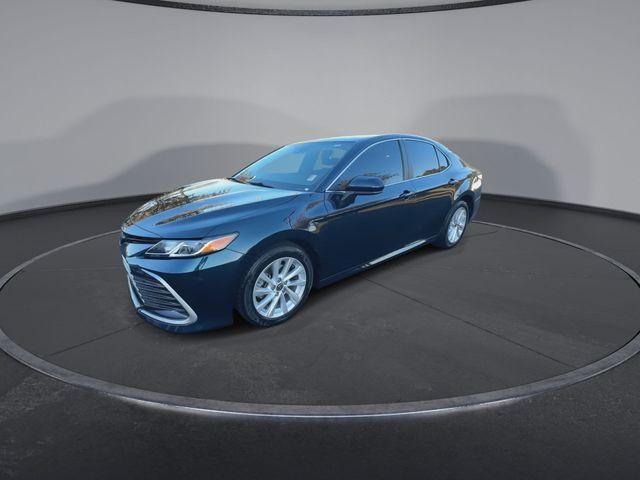 2021 toyota camry le