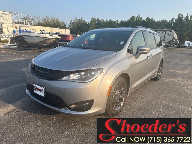 2020 chrysler pacifica touring l