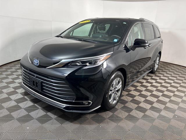 2022 toyota sienna platinum 7 passenger