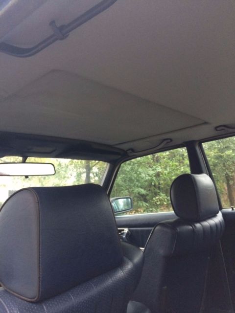 1985 mercedes benz 300d- reserve removed
