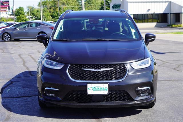 2022 chrysler pacifica touring l
