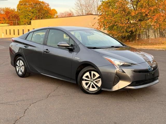 2017 toyota prius two eco