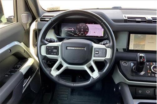 2023 land rover defender