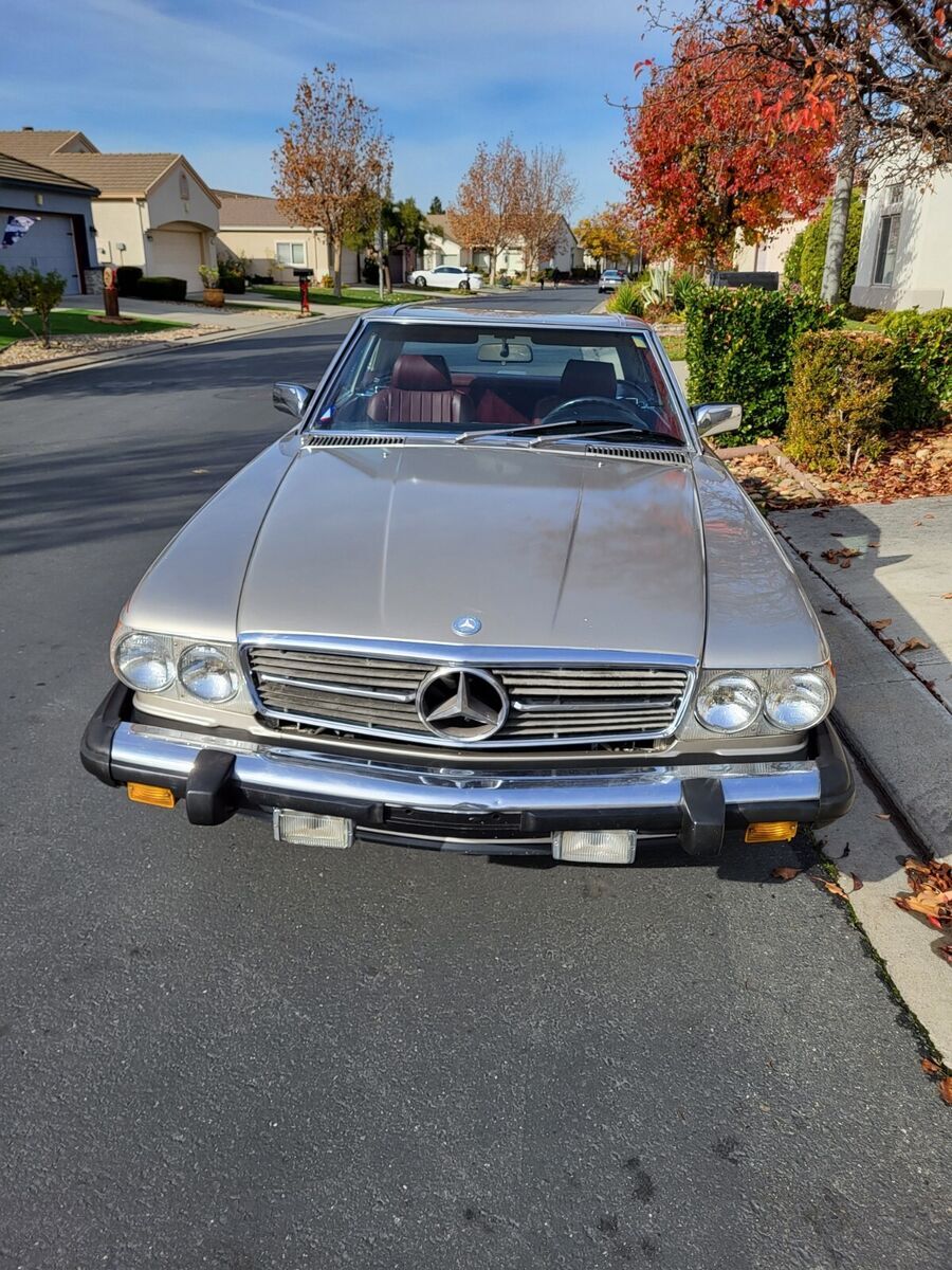 560sl, roadster, convertible with hard top, classic
