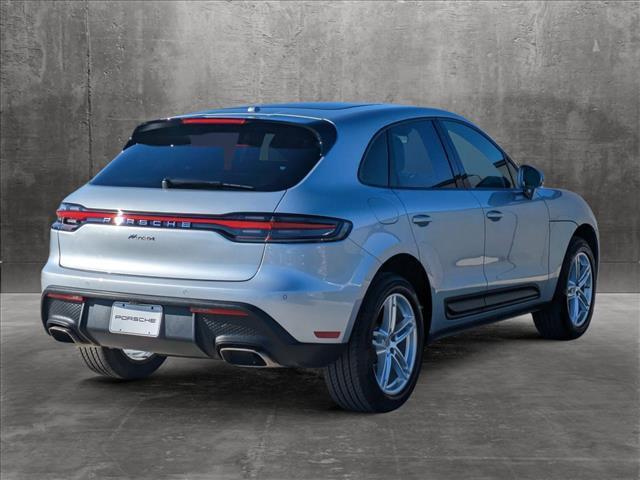 2024 porsche macan base