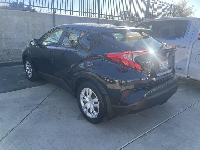 2020 toyota c-hr le