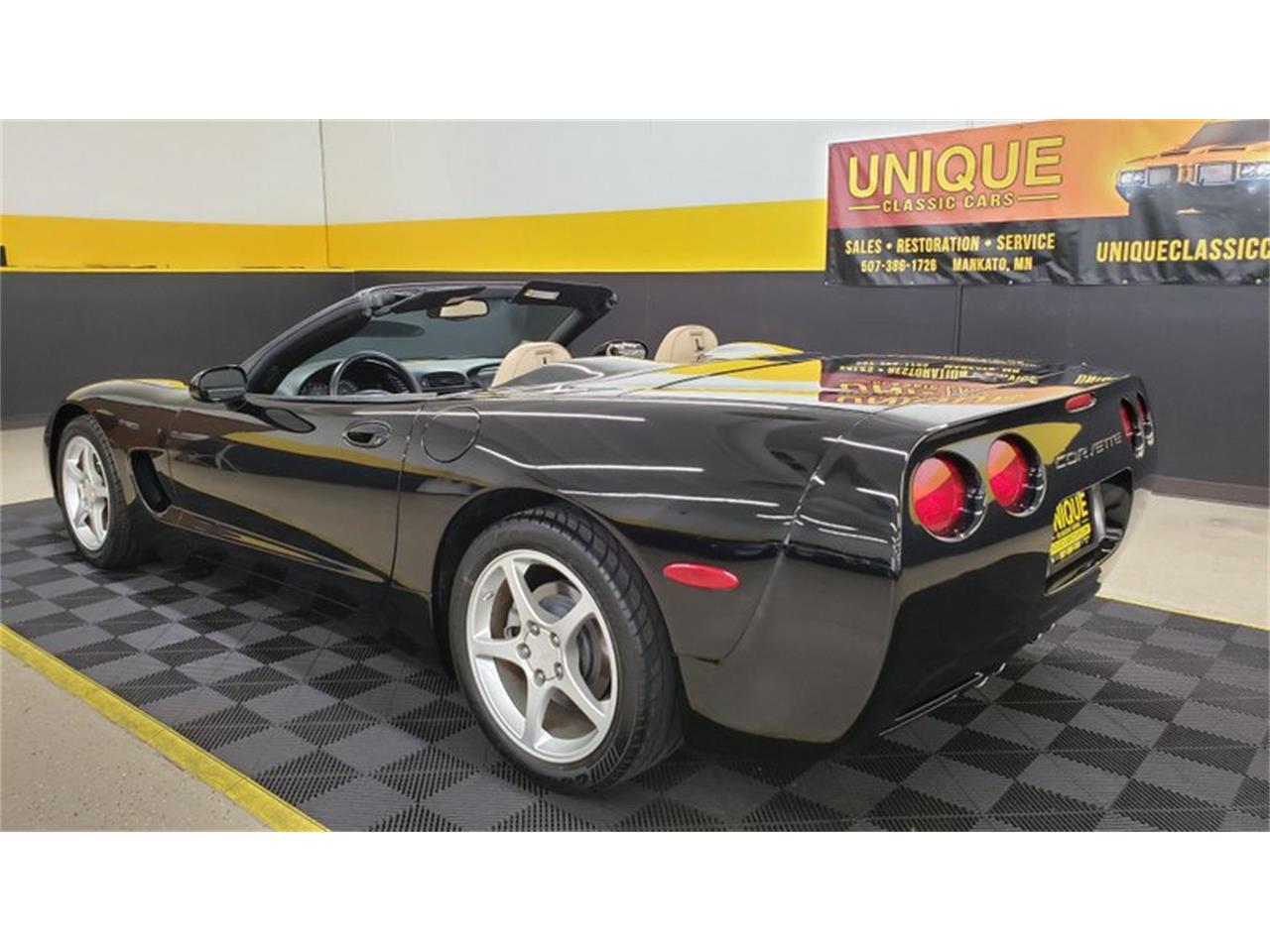 2004 chevrolet corvette