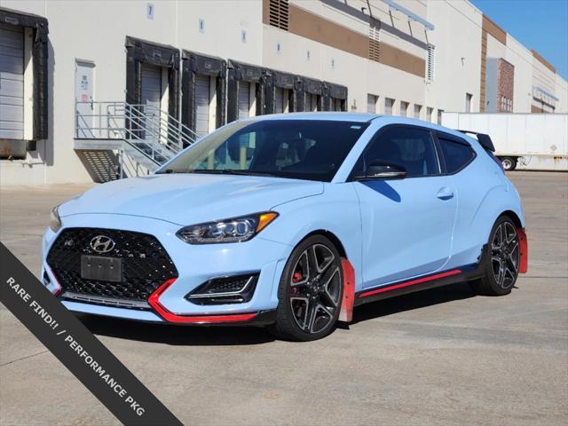 2020 hyundai veloster base