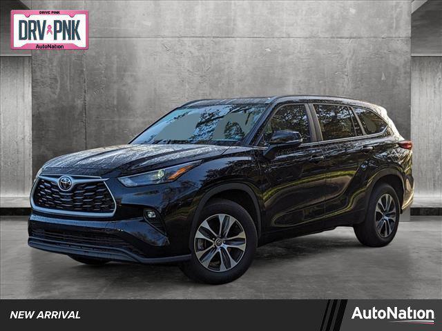 2023 toyota highlander xle