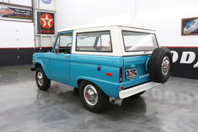 1972 ford bronco 0 bluewhite 302 v8 3 speed manual