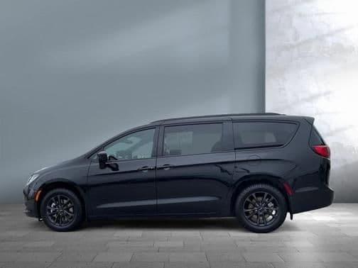 2020 chrysler pacifica launch edition in iowa city, iowa