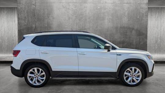 2023 Volkswagen Taos