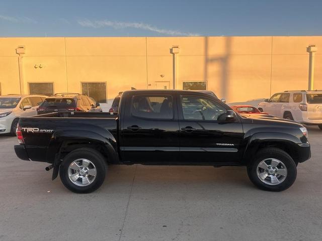 2015 toyota tacoma base