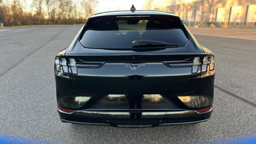 2021 ford mustang mach-e premium