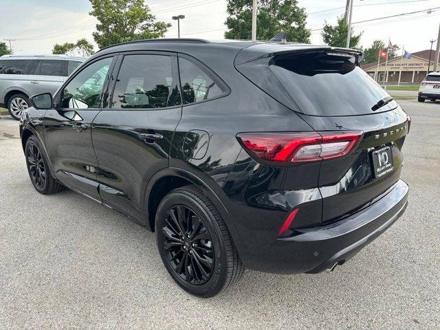 2023 ford escape st-line elite